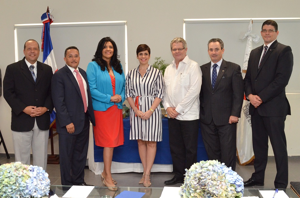 procompetencia y amchamdr