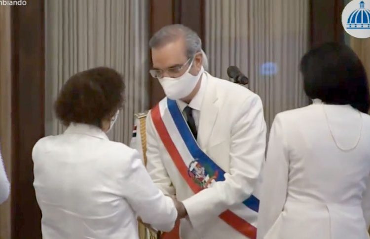 Juaramentación del Procurador