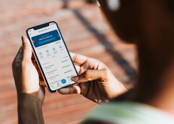 Qik Banco Digital recibió galardones por el "mejor diseño de experiencia de usuario" (UX), el "mejor marketing digital y servicios en redes sociales" y por la "mejor experiencia digital de préstamos".