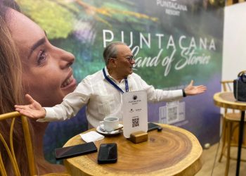 Frank Rainieri destacó que el turismo dominicano debe evolucionar hacia un esquema más diverso y conectado entre regiones.