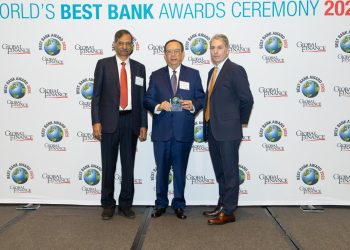 Es la tercera vez que la revista Global Finance reconoce a Valdez Albizu.