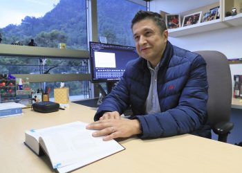 Venezuela va a necesitar todo: medicamentos, alimentos, energía, y qué mejor nosotros que la tenemos al lado y podemos producir", señala Cabrales.