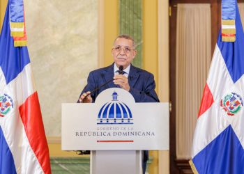 Félix Reyna, destacó que el jefe de Estado inició con cambios en el tren gubernamental mediante los decretos 1-26, 2-26, 3-26 y 6-26.