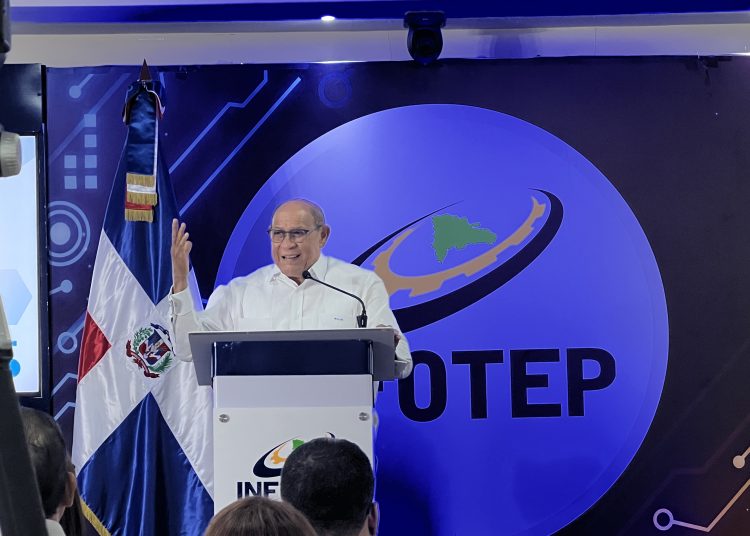 Rafael Santos Badía destaaó importancia e impacto de la investigación como motor para garantizar y promover los cambios sociales.