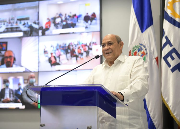 Rafael Santos Badía, director general del Infotep.