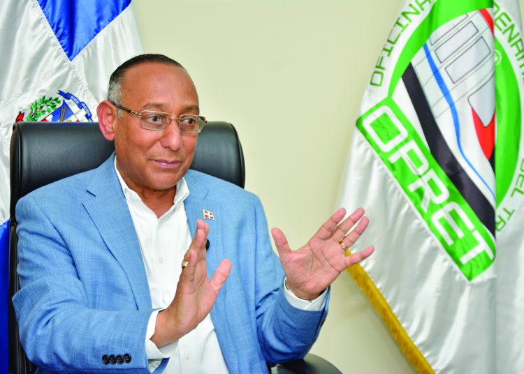 El director de la Oficina para el Reordenamiento del Transporte (Opret), Rafael Santos.