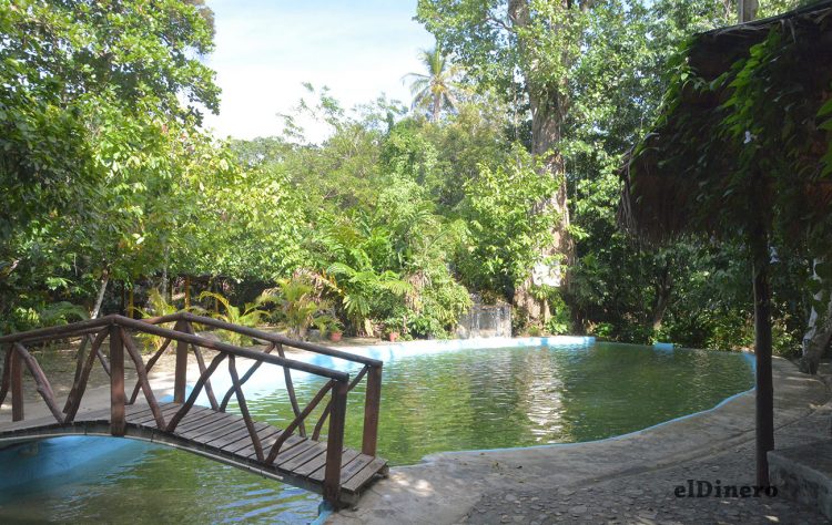 El Rancho don Lulú es una opción que invita al descanso en la falda de la Loma Quita Espuela.