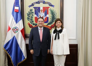 Eduardo Sanz Lovatón indicó que su gestión estará orientada en continuar construyendo a que República Dominicana sea el centro de la actividad logística regional.