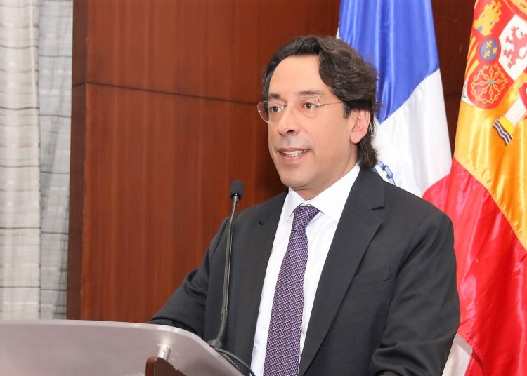 Raúl Gómez Voguel, vicepresidente de Seguridad del Banco BHD. | Fuente externa.