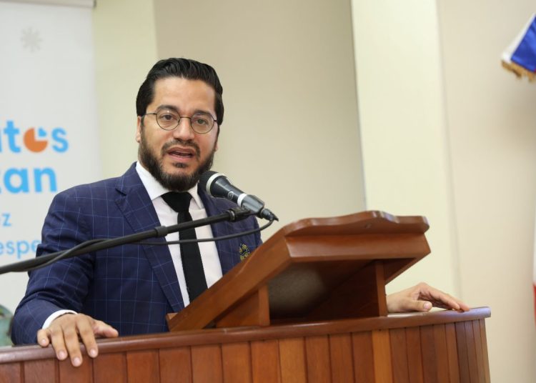 Raúl Ovalle Marte señaló que integrar metas específicas por edad en la planificación macroeconómica es una condición indispensable para el desarrollo sostenible.