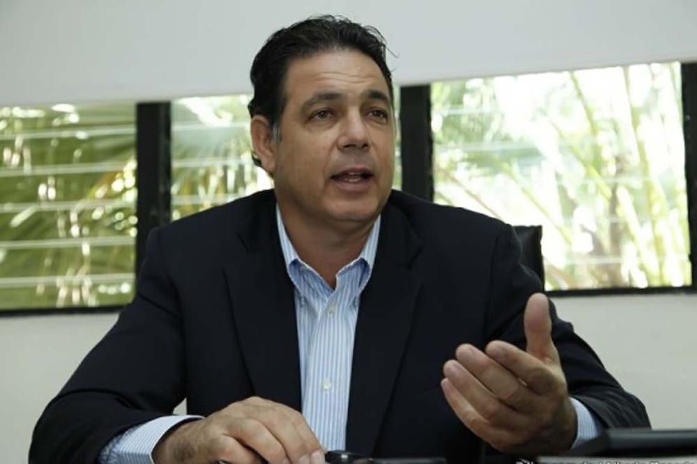 rené columna, presidente del patronato