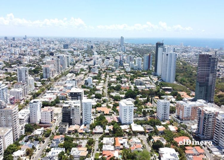La proyección del BM se sitúa ligeramente por debajo de la estimación más reciente del FMI, que prevé que la economía dominicana crecerá cerca de 4% en 2026.