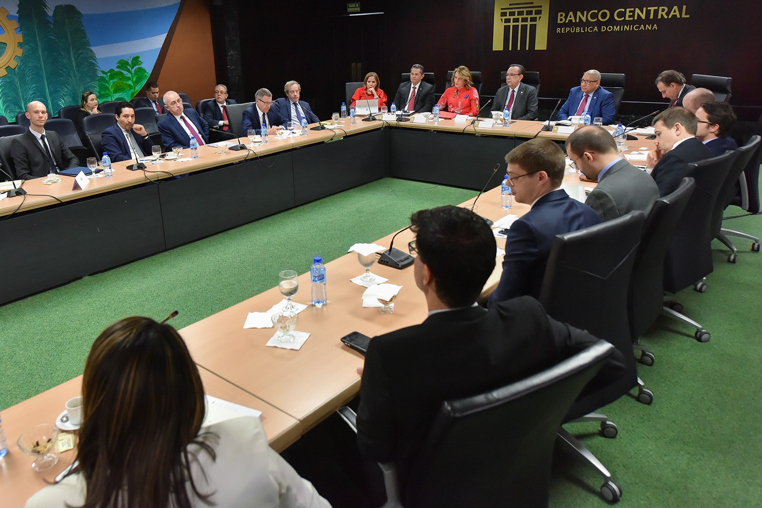 reunión inversionistas franceses