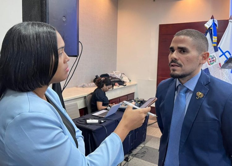 Mustafá detalló que el sector enfrenta debilidades estructurales en su órgano de supervisión.