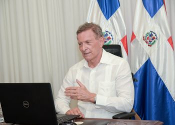 El ministro de Relaciones Exteriores, Roberto Álvarez.