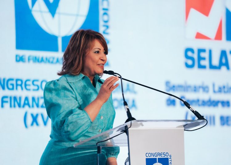 La titular de la ABA aseguró que la IA no debe verse como una amenaza, sino como una oportunidad y una aliada verdadera.