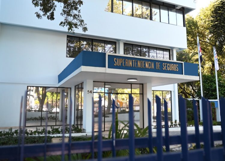 El sector asegurador dominicano registró un crecimiento aproximado de 10.6% y primas superiores a RD$153 mil millones.