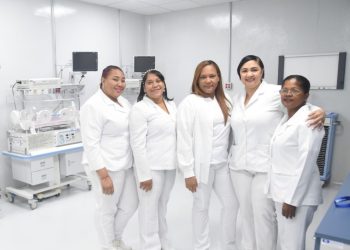 Establece una proyección de RD$52,379 en enero de 2026.