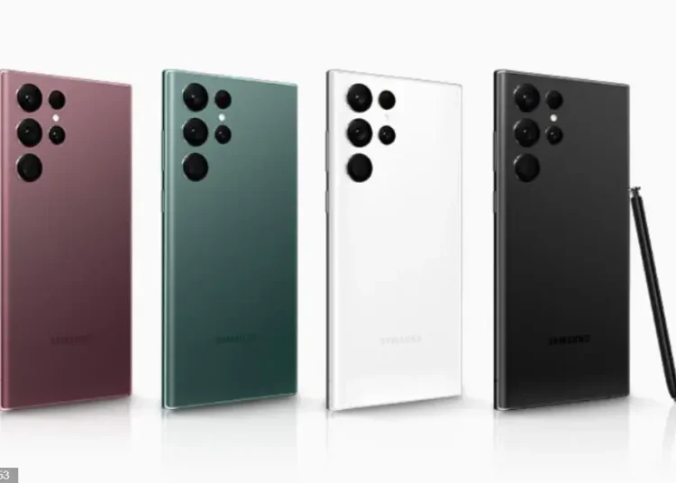 La aparición de líneas verdes en el panel de un dispositivo se puede deber a diferentes problemas.