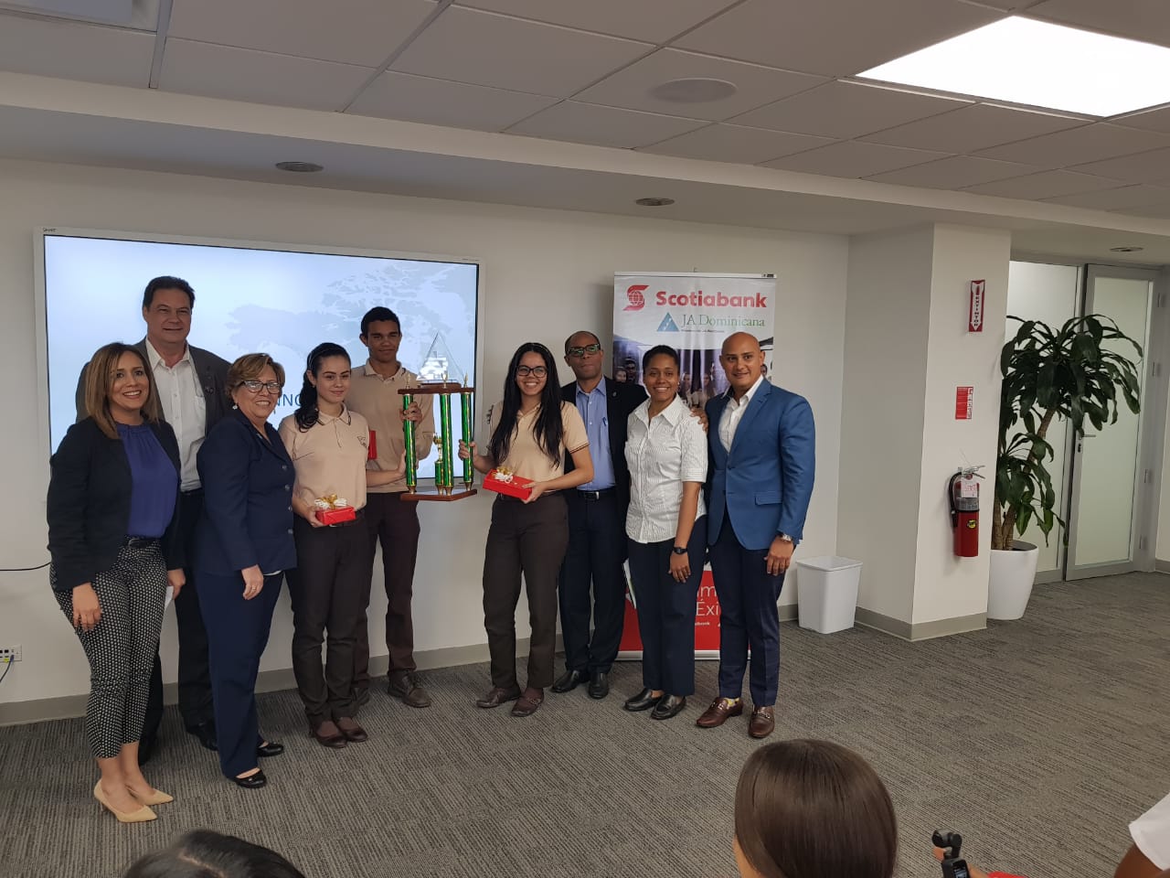scotiabank equipo ganador campamento de innovación