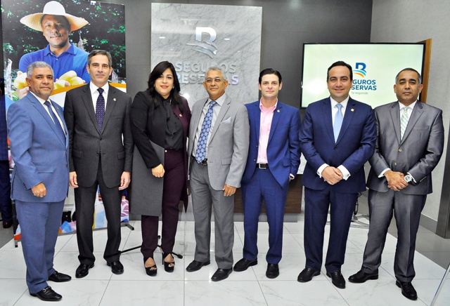 seguros reservas luddy gonzalez brian paniagua marlene then osiris mota manuel grullon jean paul quiroz y kelvin herrera.