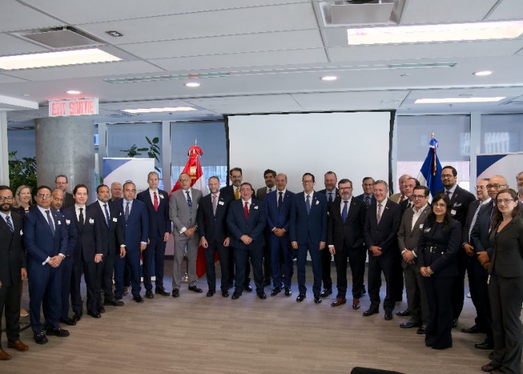 Durante su participación en la Semana Dominicana en Canadá, Valera expresó el compromiso de proteger las inversiones existentes.