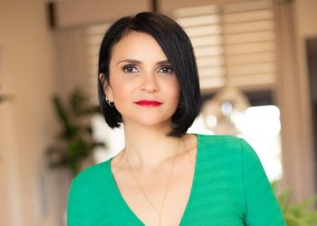 Gómez asegura que ha impulsado la entrada de marcas globales al mercado dominicano.