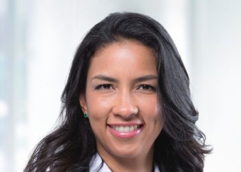 Núñez Guerrero es abogada con experiencia en los ámbitos gremial, público e internacional.