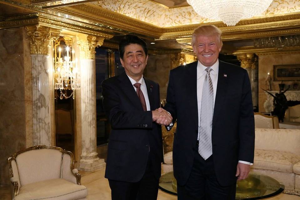shinzo abe visita a donald trump