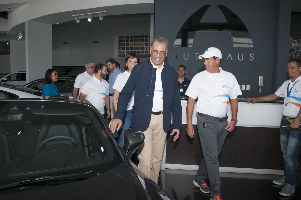 simón lizardo expomóvil