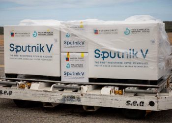 Rusia no tiene capacidad para satisfacer la demanda internacional de la vacuna anticovid Sputnik V, admitió hoy el portavoz del Kremlin, Dmitri Peskov. |  Rayner Peña R., EFE.