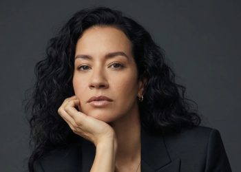 Pimentel destaca que las empresas deben enfocarse en resultados y no en horas presenciales.