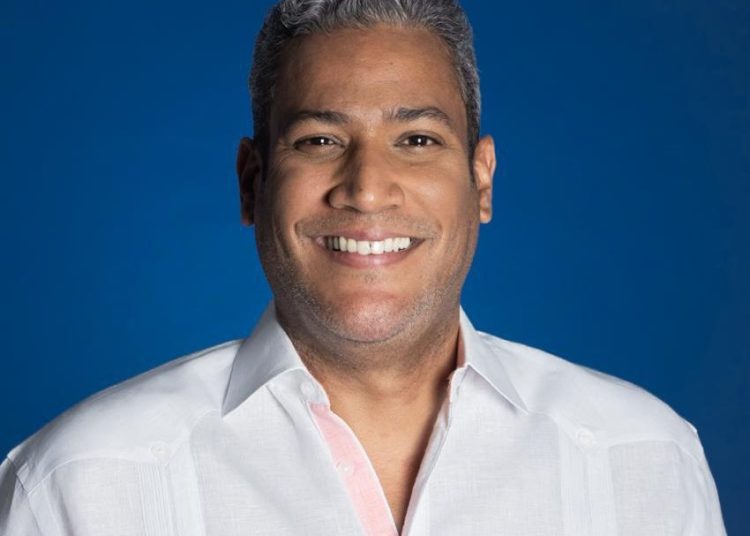 Peña Tavárez también valoró el clima pacífico de la marcha y resaltó que la expresión ciudadana es un componente fundamental de la democracia dominicana.