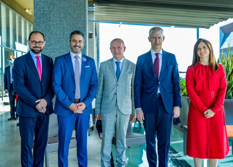 Thomas Plisson, Eric Fournier, Franck Rieste y Ana Figueiredo.