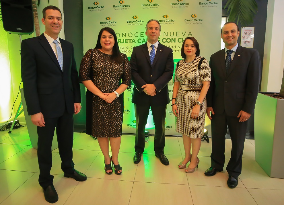 Tomás Pimentel,  Helen Villar, Dennys simo,  Nelly Taveras y Livingstone Mirabal.