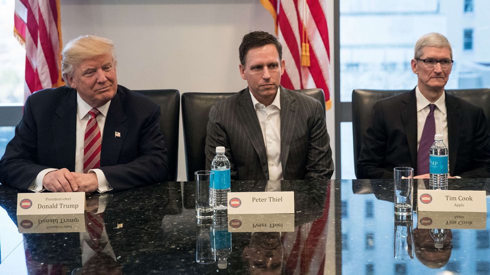 trump reune sector tecnologico