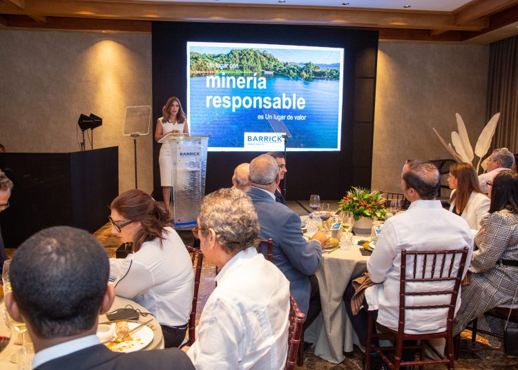 Juana Barceló, presidenta de Barrick Pueblo Viejo. | Cortesía
