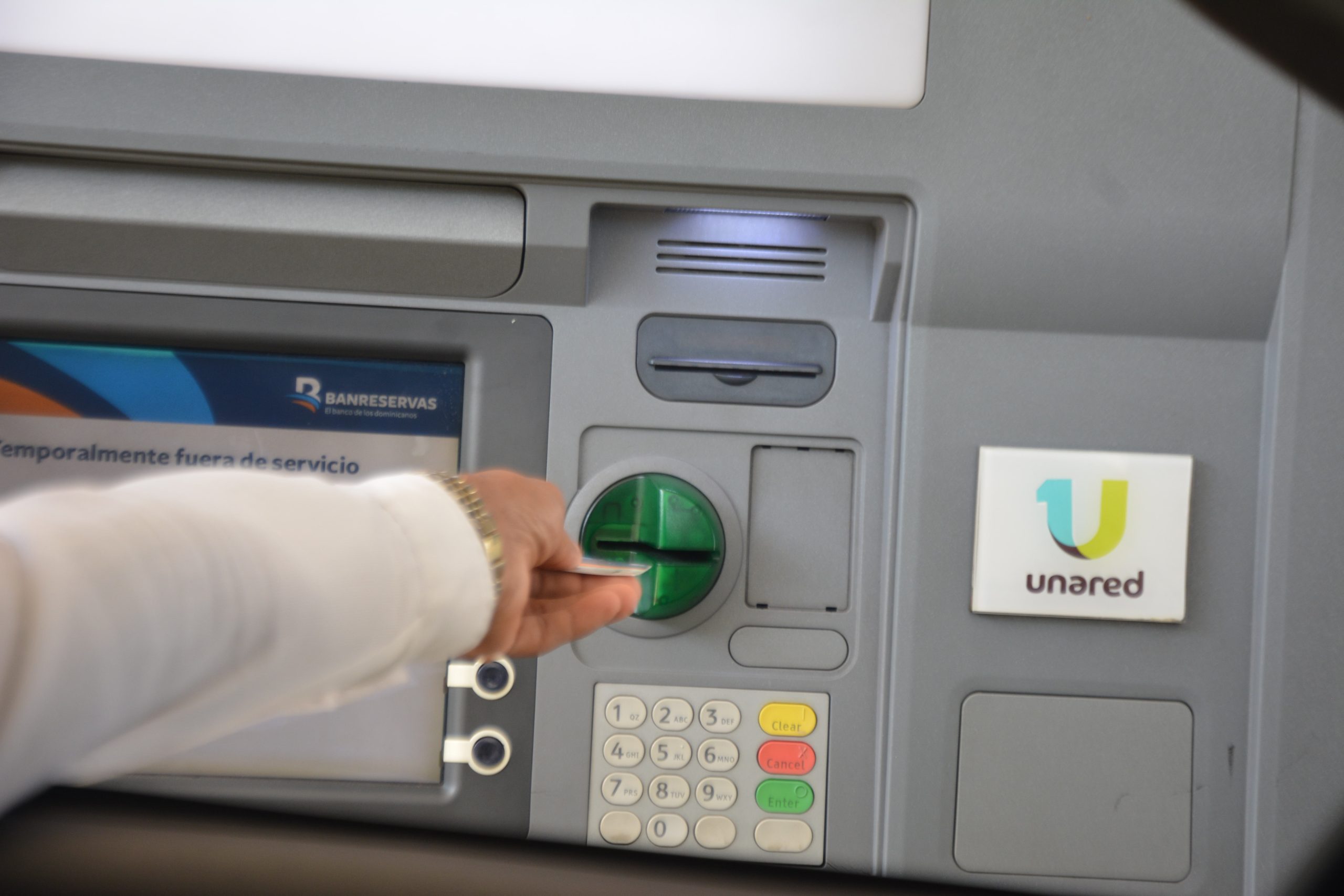 UnaRed abarca el % de cajeros automáticos en República Dominicana