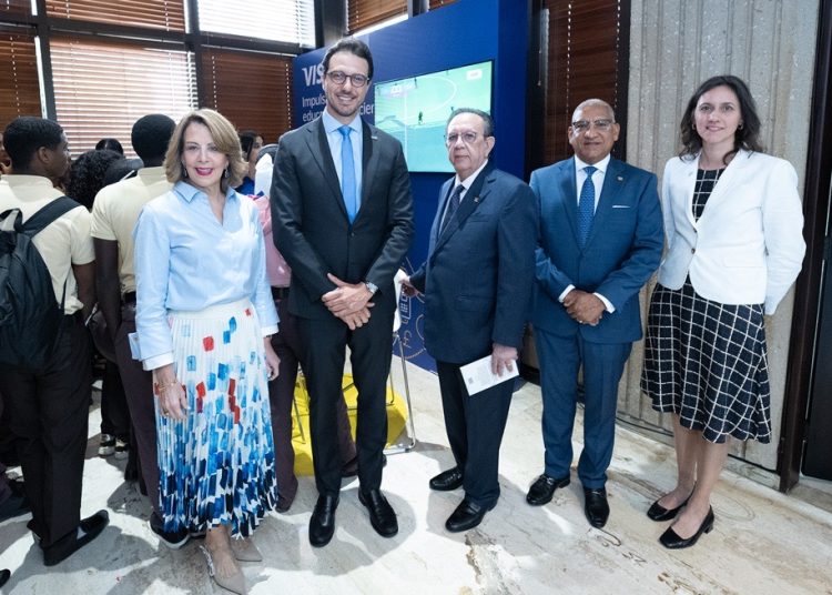 Visa continúa fortaleciendo la capacidad de niños, jóvenes y adultos para tomar mejores decisiones frente a productos y servicios financieros.