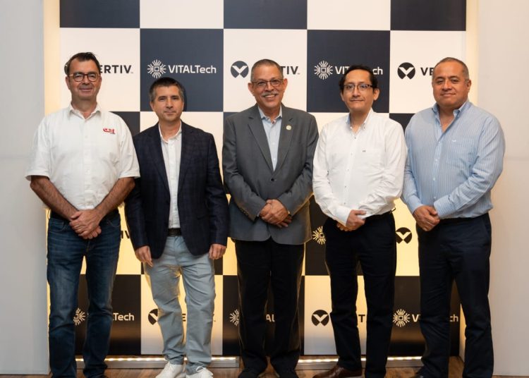 El evento contó con una amplia participación de actores claves de las industrias tecnológica, energética y de telecomunicaciones.