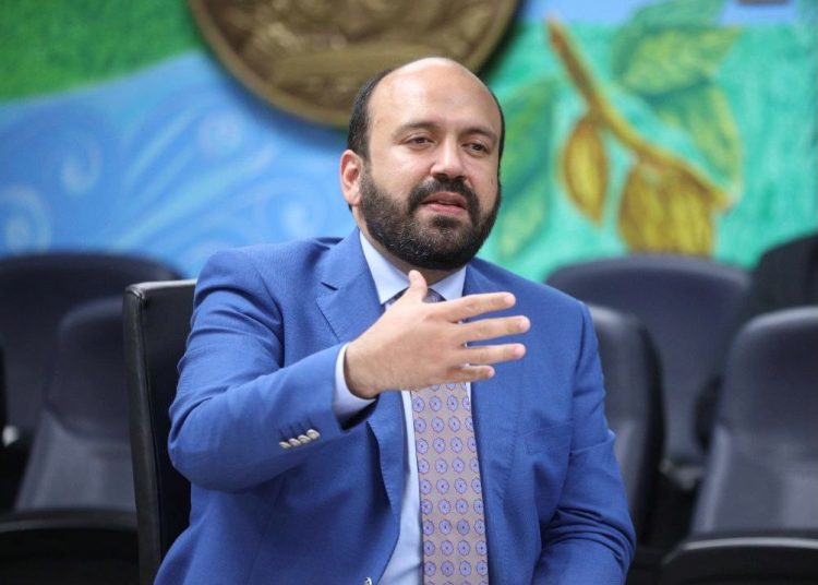 El viceministro de Comercio Interno, Ramón Pérez Fermín.