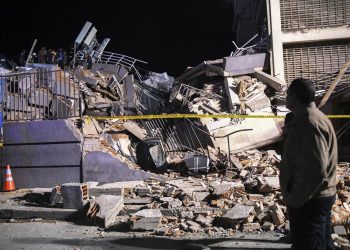 Los terremotos dejaron decenas de réplicas y cuantiosos daños materiales.
