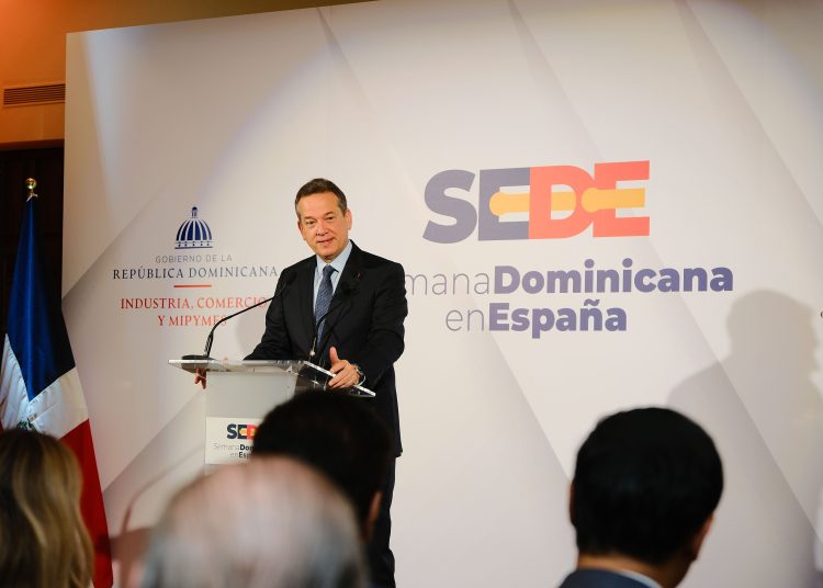 Binosó destacó que España se consolida como el segundo país inversionista en República Dominicana.