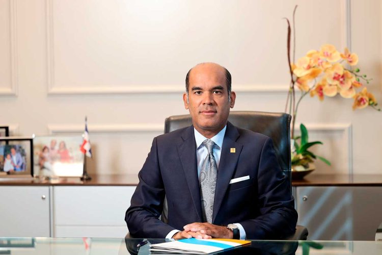 Víctor Rojas, vicepresidente ejecutivo de Seguros Reservas 2020-2024.