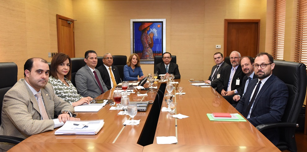visita jefe tesoro francia