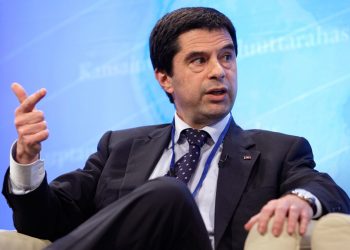 El FMI publicó hoy los últimos datos de su monitor fiscal y calculó que en 2024 volverá a haber un ajuste fiscal y el déficit mundial cerrará el año en el 4.9% del PIB, frente al 5.5% que registró al cierre de 2023.