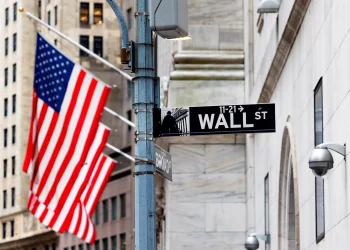 Dow Jones terminó con pérdidas del 0.54%, hasta 38.589 enteros.
