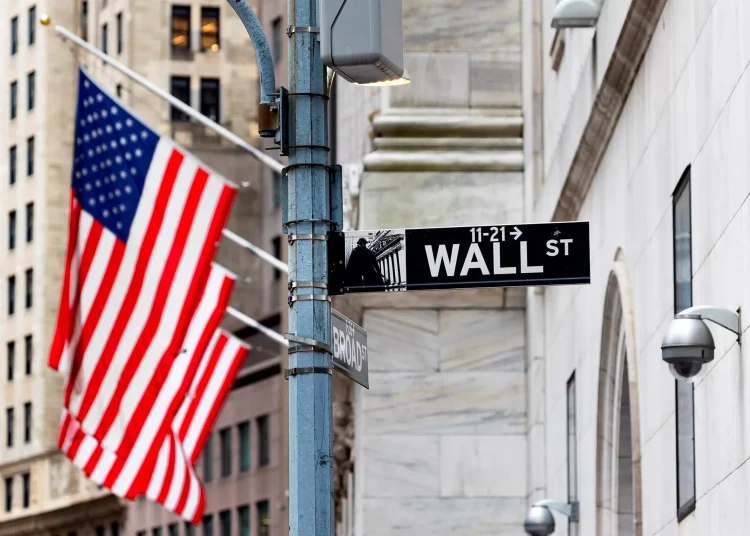 Dow Jones terminó con pérdidas del 0.54%, hasta 38.589 enteros.
