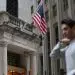 Las empresas que más retrocedían entre las más cotizadas en el Dow Jones eran las tecnológicas: Microsoft (-0.91%), Salesforce (-0.76%), Nvidia (-0.58%) y Amazon (-0.53%).