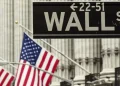 Nasdaq pierde 1.74%, hasta las 24,442 unidades.